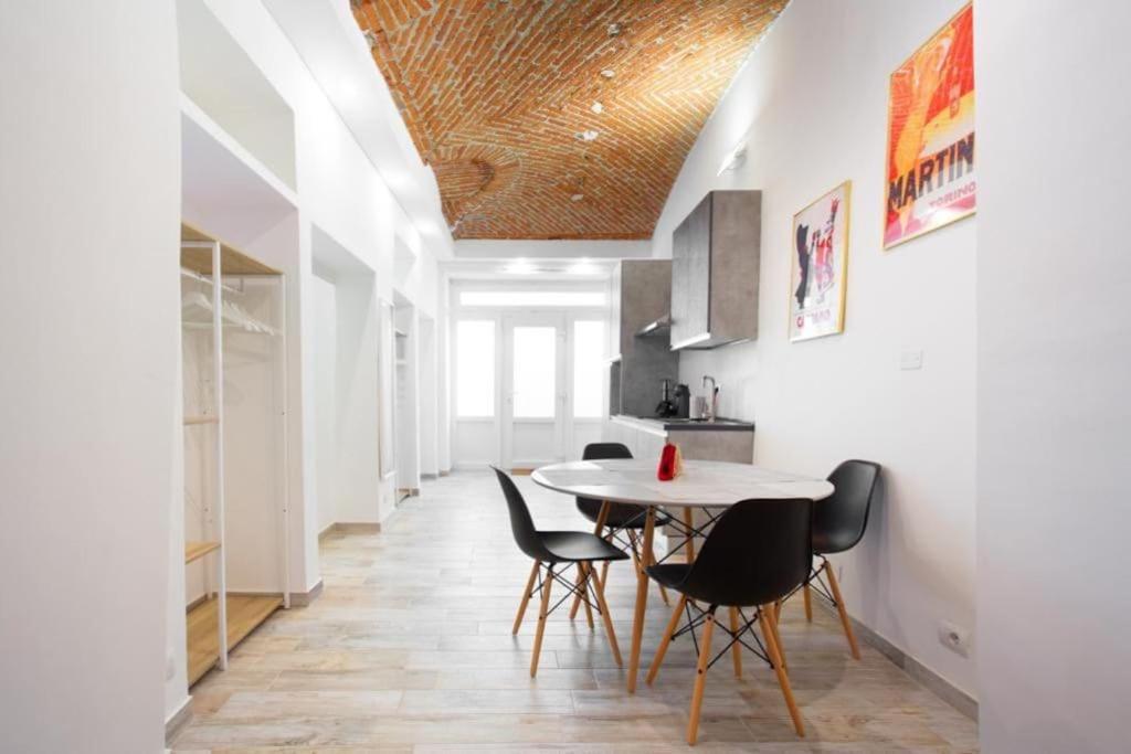 Loft Porta Susa Apartment *